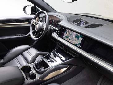 Porsche Cayenne III Coupé — photo 16