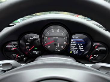 Porsche 991 I Carrera S — photo 17