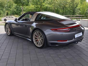 Porsche 991 II Targa 4 GTS — photo 3