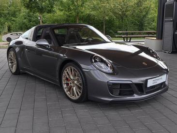 Porsche 991 II Targa 4 GTS — photo 10