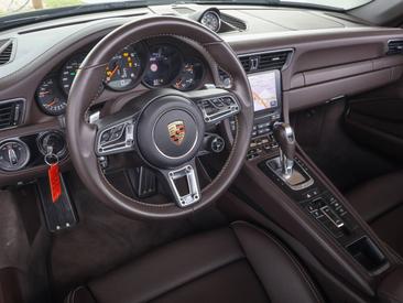 Porsche 991 II Targa 4 GTS — photo 13