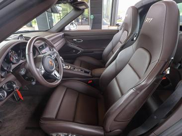 Porsche 991 II Targa 4 GTS — photo 22