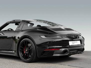 Porsche 992 I Targa 4 GTS — photo 8