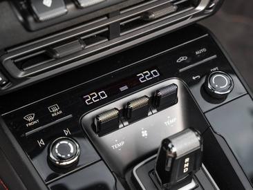 Porsche 992 I Targa 4 GTS — photo 31