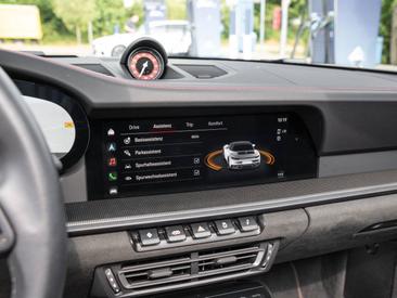Porsche 992 I Targa 4 GTS — photo 34