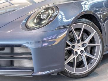 Porsche 992 II Carrera T — photo 8