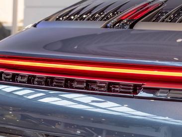 Porsche 992 II Carrera T — photo 13