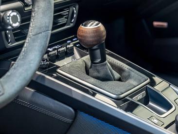 Porsche 992 II Carrera T — photo 25