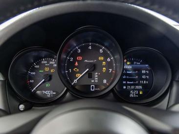 Porsche Macan Electrique T — photo 13