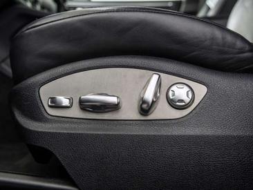 Porsche Macan Electrique T — photo 16