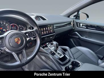 Porsche Cayenne III — photo 16