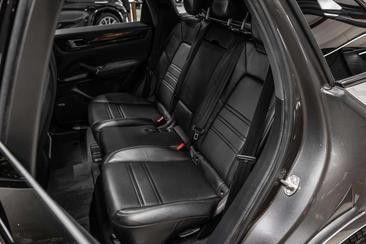 Porsche Cayenne III E-Hybrid — photo 5
