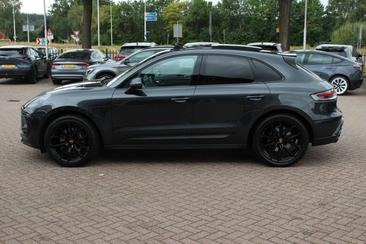 Porsche Macan Electrique Base — photo 6