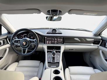 Porsche Panamera 4 E-Hybrid — photo 13