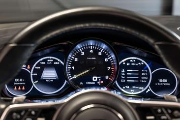 Porsche Cayenne III E-Hybrid — photo 11