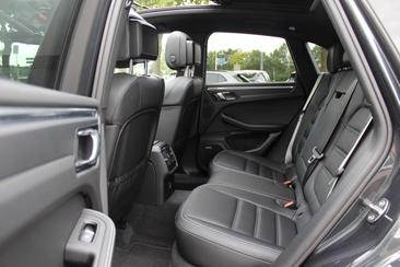 Porsche Macan Electrique Base — photo 10