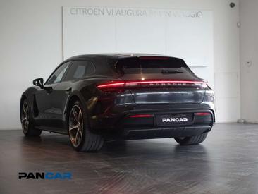 Porsche Taycan 4S — photo 6