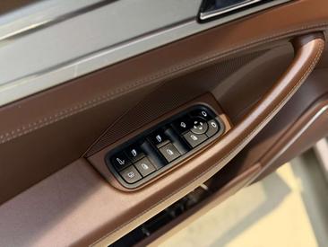 Porsche Panamera II E-Hybrid — photo 18
