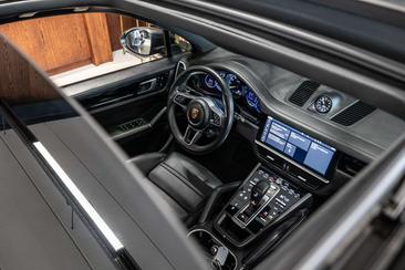 Porsche Cayenne III E-Hybrid — photo 21