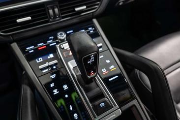 Porsche Cayenne III E-Hybrid — photo 25
