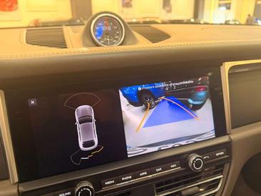 Porsche Macan Electrique — photo 8