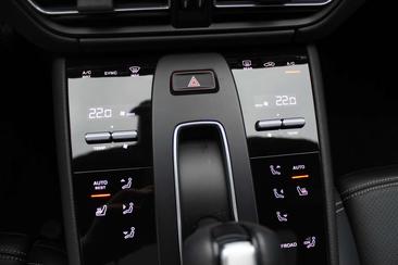 Porsche Macan Electrique Base — photo 25