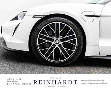 Porsche Taycan — photo 10