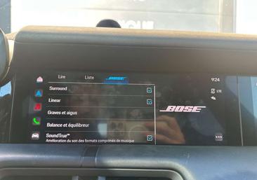 Porsche Taycan 4S Performance Package — photo 28