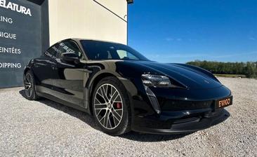 Porsche Taycan 4S Performance Package — photo 29