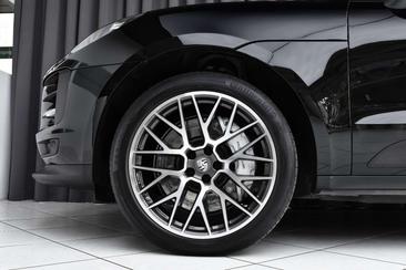 Porsche Macan Electrique S — photo 27