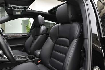 Porsche Macan Electrique S — photo 29