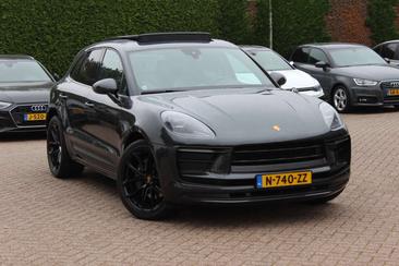 Porsche Macan Electrique Base — photo 34