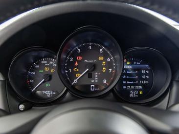 Porsche Macan Electrique T — photo 13
