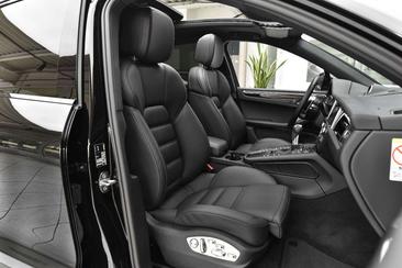 Porsche Macan Electrique S — photo 38