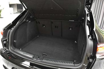 Porsche Macan Electrique S — photo 39