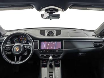 Porsche Macan Electrique T — photo 17