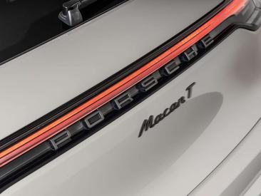 Porsche Macan Electrique T — photo 19