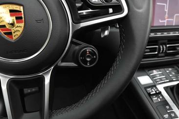 Porsche Macan Electrique S — photo 43