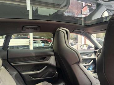 Porsche Taycan Turbo — photo 10