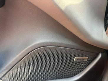 Porsche Taycan Turbo — photo 18