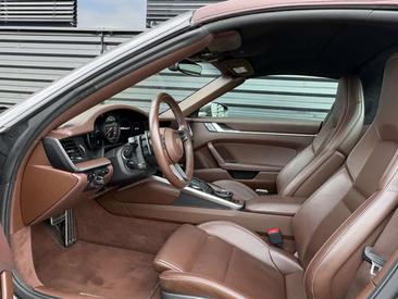 Porsche 992 I Targa 4 — photo 18