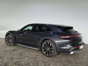 Porsche Taycan — photo 8
