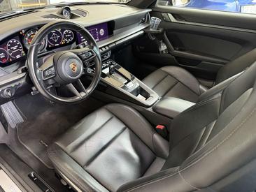 Porsche 992 I Carrera — photo 9