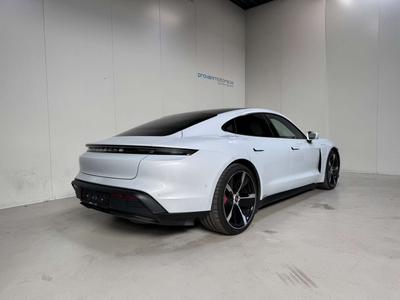 Porsche Taycan 4S