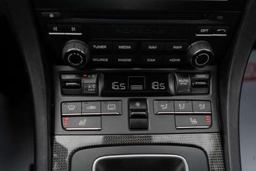Porsche 991 GTS — photo 10