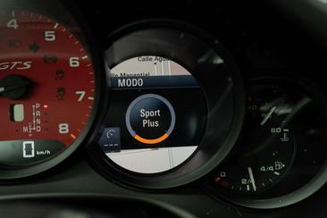 Porsche 991 GTS — photo 12