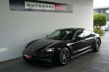 Porsche Taycan — photo 31