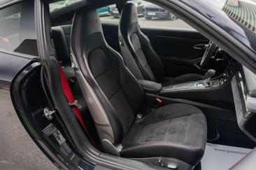 Porsche 991 GTS — photo 19
