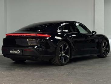Porsche Taycan 4S — photo 2