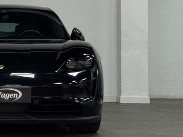 Porsche Taycan 4S — photo 6